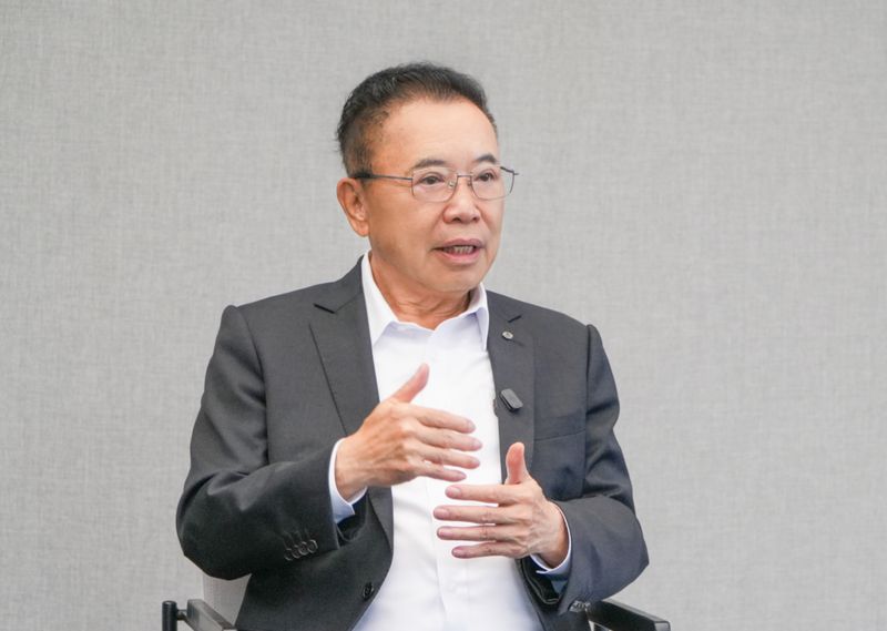 李东生建言先进制造业融资 光伏产业反内卷迫在眉睫 新闻