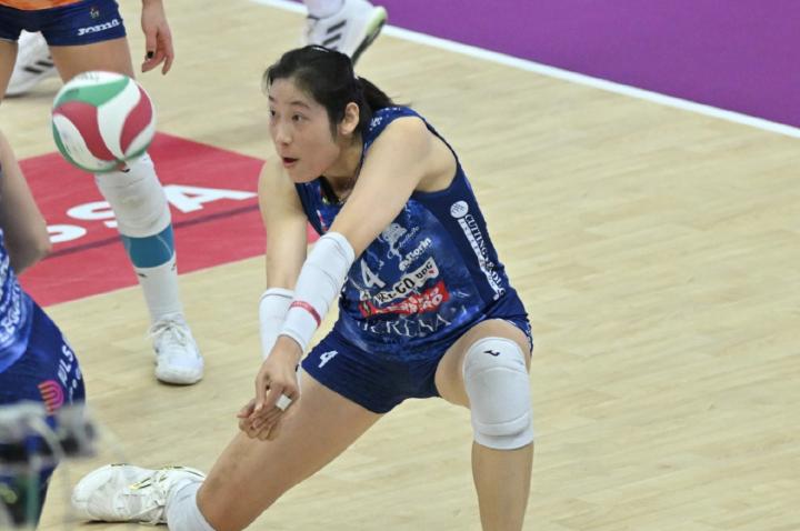 朱婷狂砍20分,意甲女排14决赛首回合科内3-1战胜布斯托 新闻