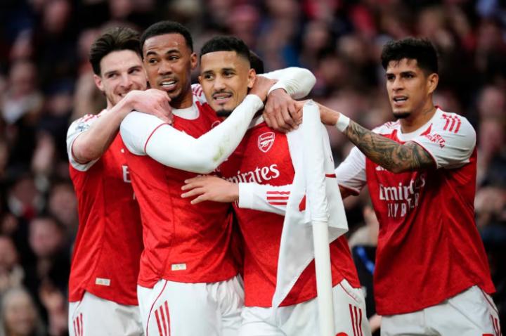  角球制胜！阿森纳凭定位球战术领跑英超，或创历史夺冠纪录 新闻