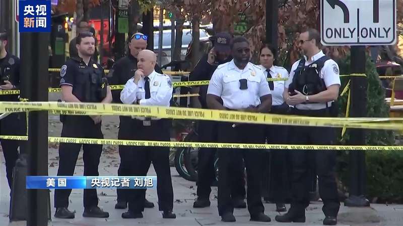 一男子持霰弹枪燃烧罐闯特朗普私宅被击毙 新闻