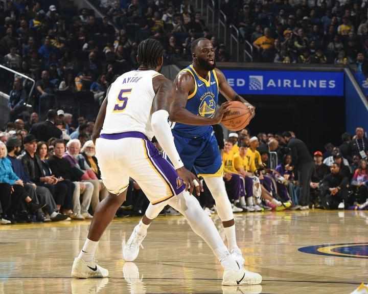  这集好像刚见过，追梦出场23分钟拿下7分，正负值-30全场最低 新闻