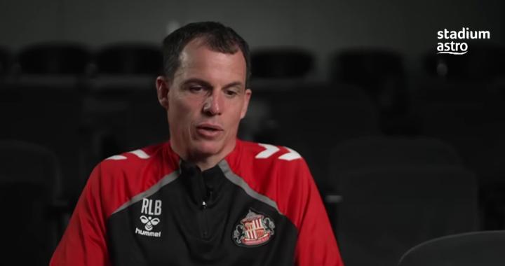  勒布里斯深度剖析：桑德兰重返英超的坚韧历程；纪录片如何铸就全球情感纽带。 体育新闻 勒布里斯深度剖析：桑德兰重返英超的坚韧历程；纪录片如何铸就全球情感纽带。 体育新闻