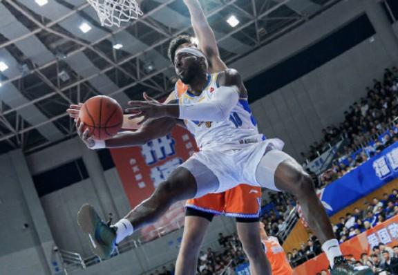 家庭优先,杰曼因妻子突患疾病;紧急返京照顾妻儿,缺席京辽焦点战 体育新闻