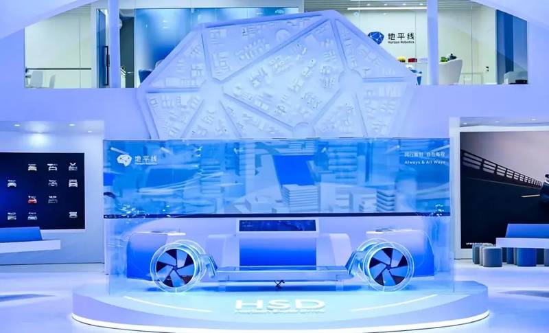  智驾企业深化技术投入，地平线调整硬件策略；舱驾融合方案成新增长点，行业竞争格局悄然演变。 汽车科技