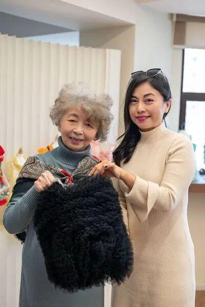  从外婆的针线活到宠物高定：一位78岁上海奶奶的技术突围 时尚用品