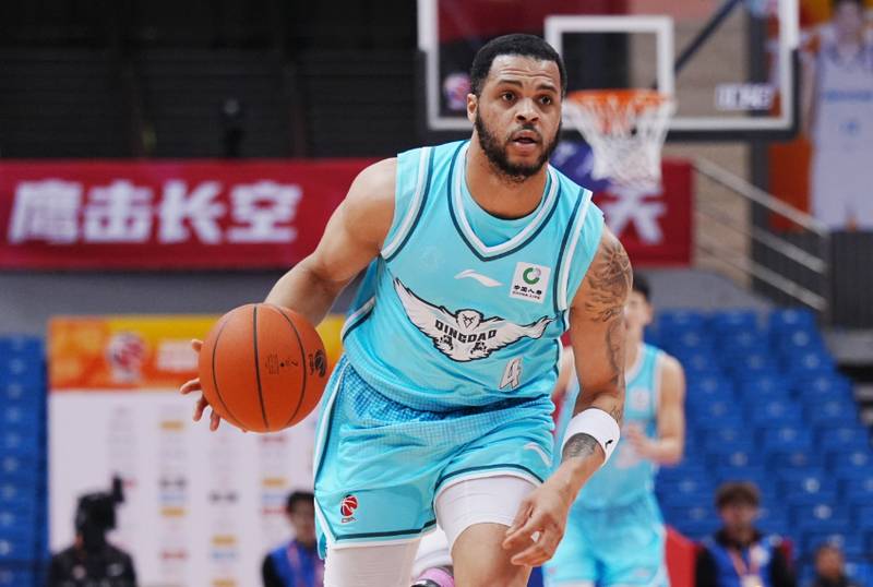  【技术解码】程帅澎19罚18中背后：关键球决策的精密数学 体育新闻