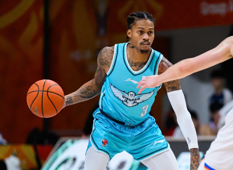  【技术解码】程帅澎19罚18中背后：关键球决策的精密数学 体育新闻